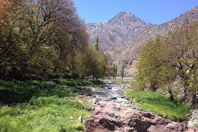 Atlas Mountains, waterfalls and Berber Villages with a guide - Moulay Brahim and Asni: River Valleys and Saturday-Style Trade