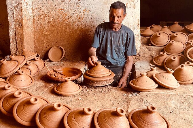 Atlas: Pottery workshop , hiking and swimming pool - Who should book this, and who should think twice
