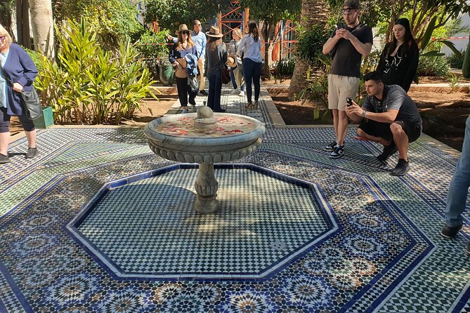 Best of Marrakech: Guided Bahia Palace & Ben Youssef Medrasa Tour - From Koutoubia to the Mellah: getting your bearings fast