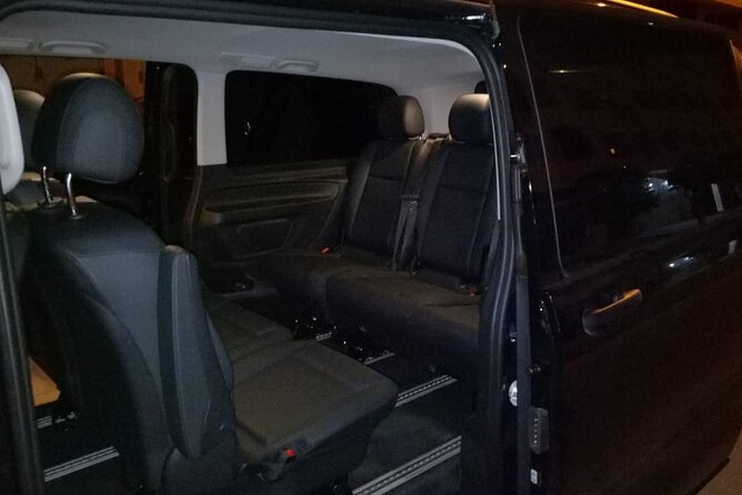 Book car with driver inside Marrakech - How the Private 30-Minute Ride Works (and How to Use It)