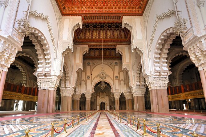 Casablanca Airport Layover Tour with Return to Airport or Hotel Dropoff - Casablanca layover tour: turning Mohammed V waiting time into real sights