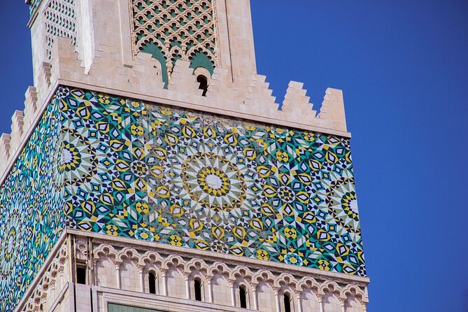 Casablanca Airport Layover Tour with Return to Airport or Hotel Dropoff - Marché Central Casablanca: bargain hunting and local culture in 30 minutes