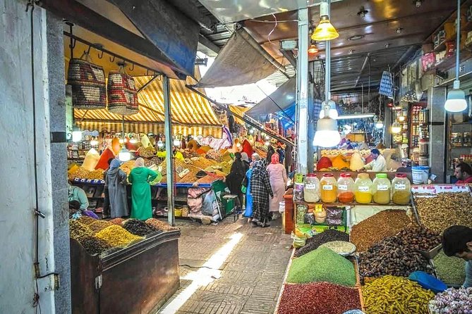 Casablanca Food Tour - Moroccan Street Food Tour - Quartier Habous: the arches, the crafts, and the first wave of tastings