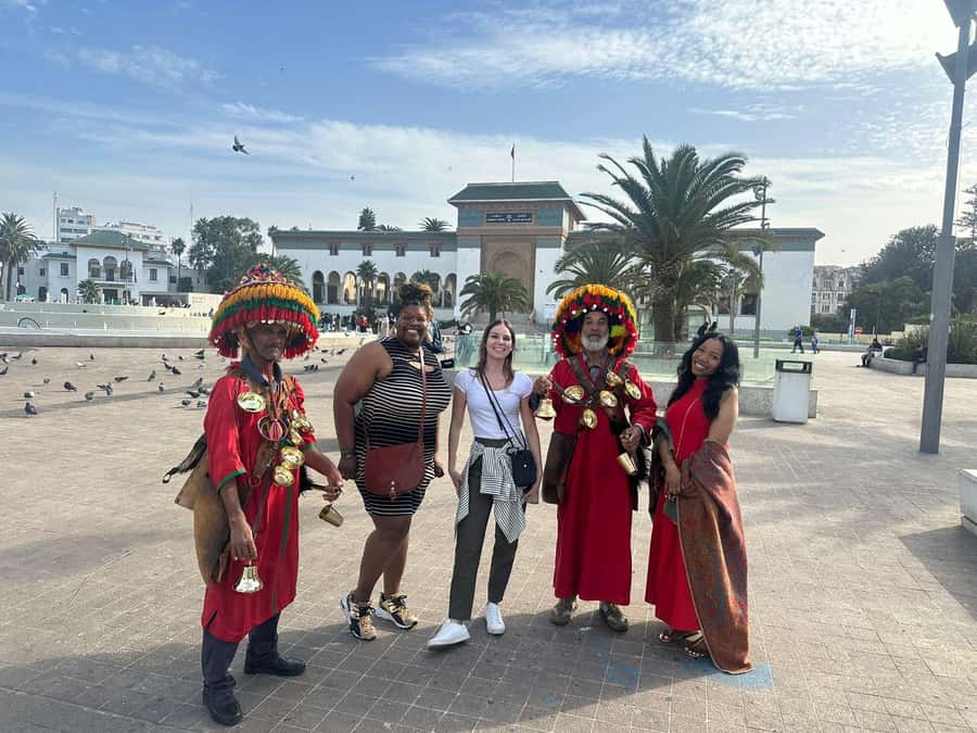 Casablanca: Hidden Gems with Round-Trip Hotel Transfer - Arab League Park: A Quick Green Pause Between Landmarks