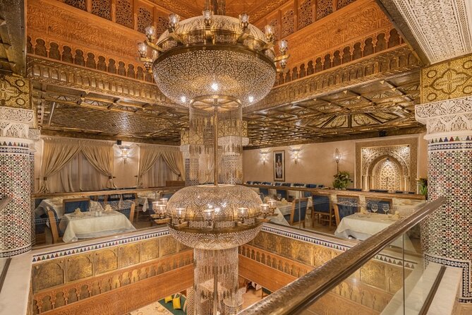 Casablanca Layover Tour with Round-Trip Airport Transfer - Where the tour starts: airport pickup that avoids layover stress