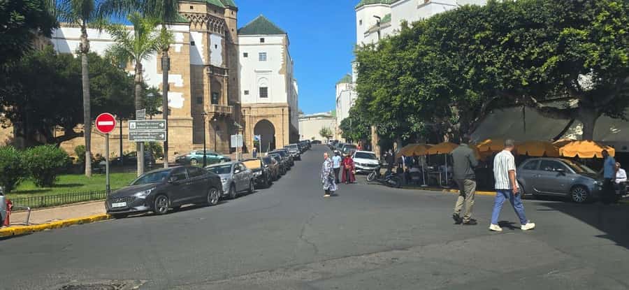 Casablanca: Private or Group Tour - Corniche: Ocean Views and a Real Break in the Middle