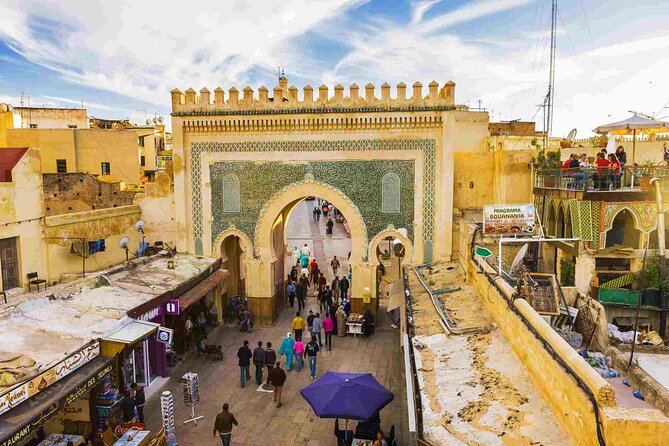 Casablanca to Fez Private Guided Day Trip with lunch - Kairaouine Mosque and University: A Major Learning Center