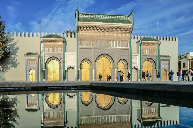 Casablanca to Fez Private Transfer with Full Fez Tour and Lunch - The ride from Casablanca: comfort, Wi-Fi, and an on-time driver