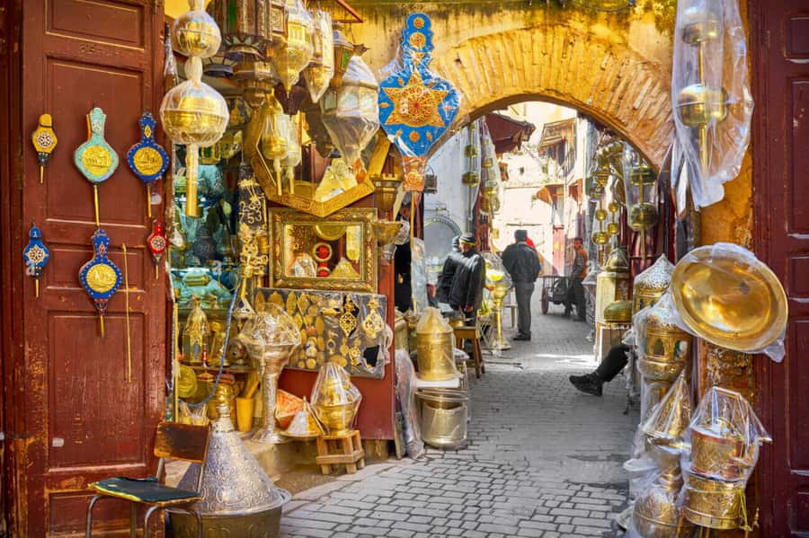 Casablanca to Fez: Scenic & Historical Day Trip with Lunch - Madrasas Bouanania and Al-Attarine: Schools With Power Behind the Walls
