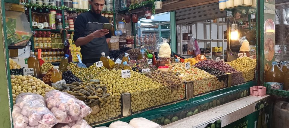 Casablanca: Traditional Souks Shopping Private Tour - Mint tea and Moroccan sweets: more than a snack stop