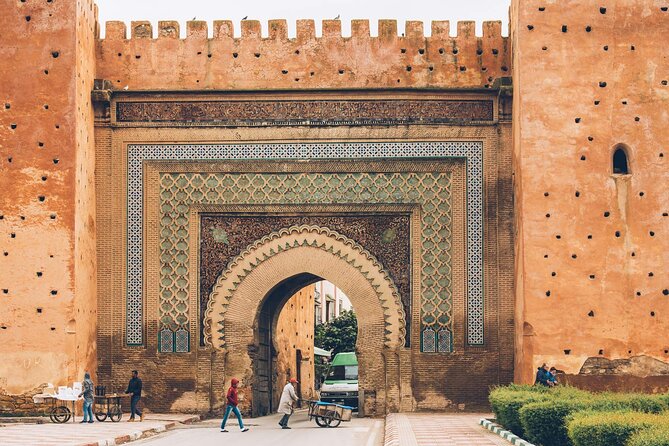 Casablanca Transfer from Fes via Meknes and Rabat - Booking timing and practical expectations