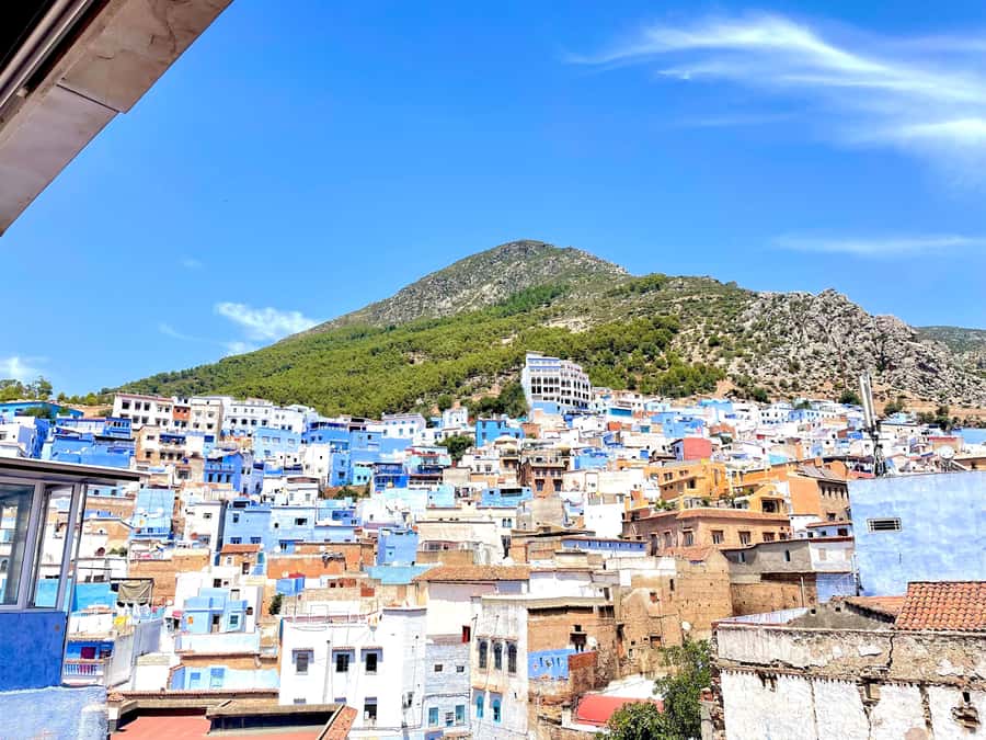 Chefchaouen: Hidden Gems Guided Tour with Mint Tea - Walking the Medina’s Neighbourhoods and Doors
