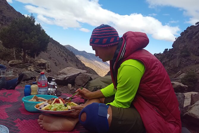 Climb Mount Toubkal 2 Days From Marrakech all Included - Comfort at the Refuge and Realistic Expectations