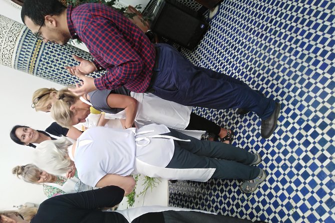 Cooking Class in Fez with familly - Cooking station time: tagines, salads, and the back-to-basics flow