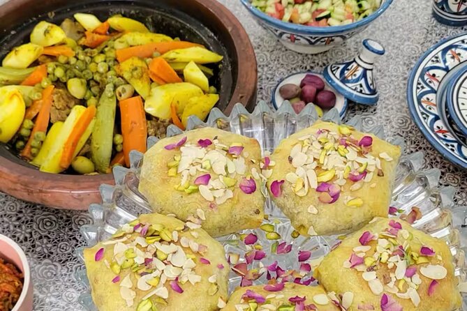 Cooking class with a local family with Chef Latifa - Local dishes - Moroccan mint tea and the meal that actually lasts