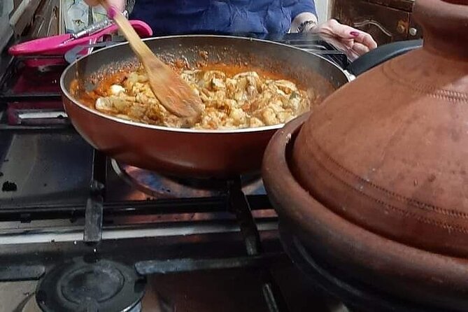 Cooking class with transfer - Tagine basics: how the chef ties spices to real results