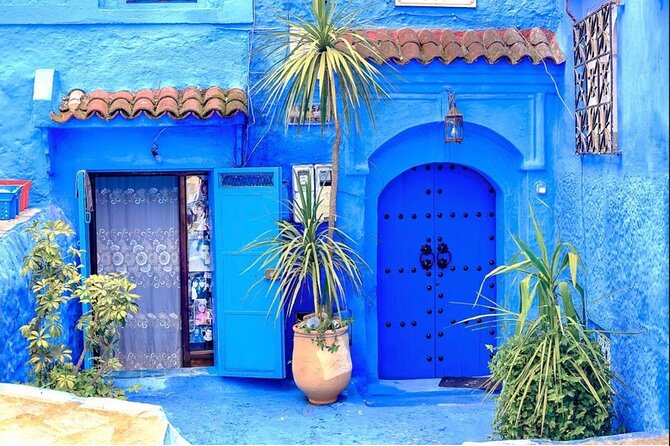 Day Trip from Casablanca to Chefchaouen With Tour Guide included - Key Highlights at a Glance