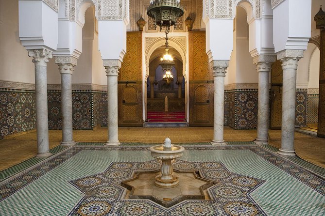 Day trip from Fes to Volubilis Moulay Idriss & Meknes - Moulay Idriss: a 30-minute holy-town stop with real meaning