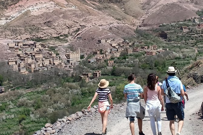 Day trip from Marrakech to atlas mountains & Berber village hike - Asni Souk Timing: A Berber Market Only When It’s Open