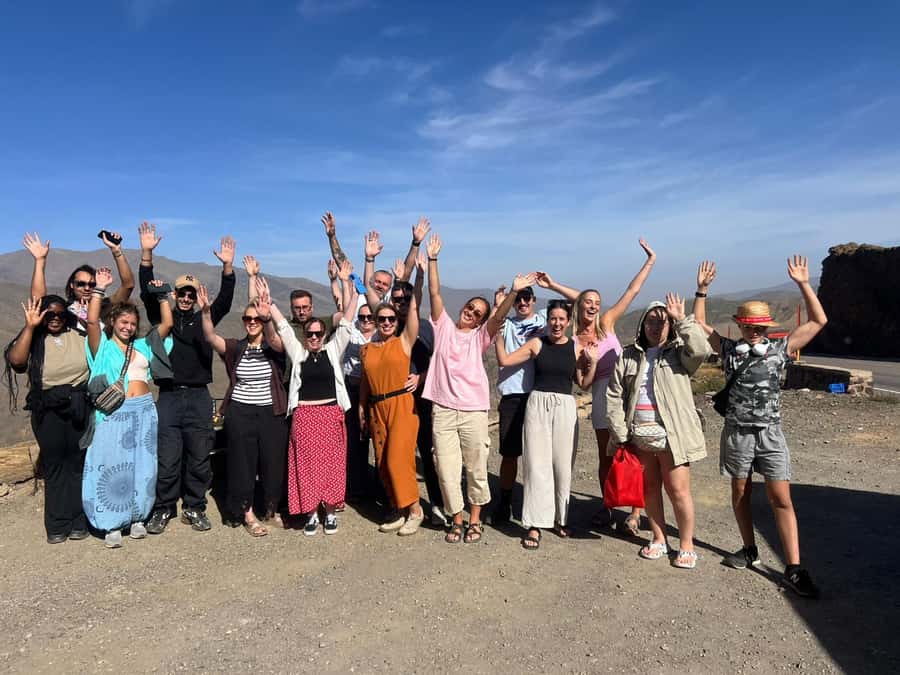 Day trip Marrakech to Essaouira - The 08:00 Pickup Ride: Comfort on the Road to Essaouira