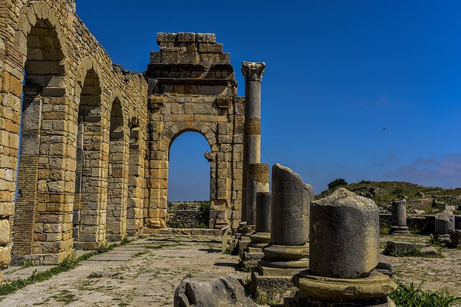 Day trip to Volubilis, Moulay Idriss and Meknes from Fez - Moulay Idriss: Respecting the Rules While Getting the Big Picture