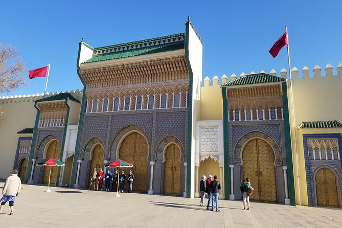 Day visit guided in fez - Kairaouine Mosque: History in a Brief, Respectful Moment