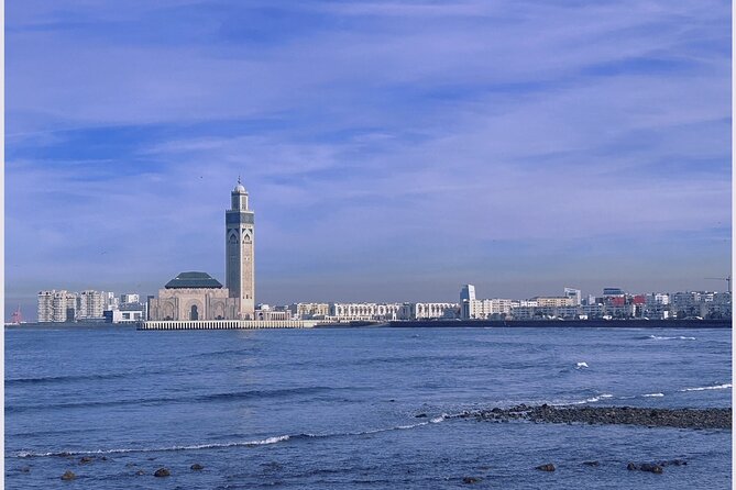 Discover Casablanca: Mosque & City Tour - Stop 2: Parc de la Ligue Arabe—breathing room in the center