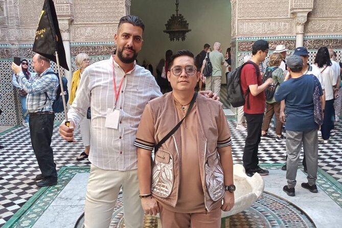 Discover Fes: Culture, handicraft & Hidden Treasures - Zaouia of Moulay Idriss II: A stop that depends on access
