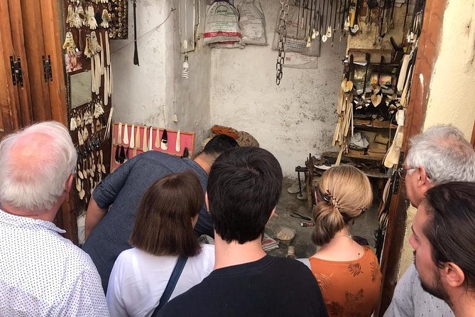 Discover Fez with a local - Souks near the gate and the dying market connection