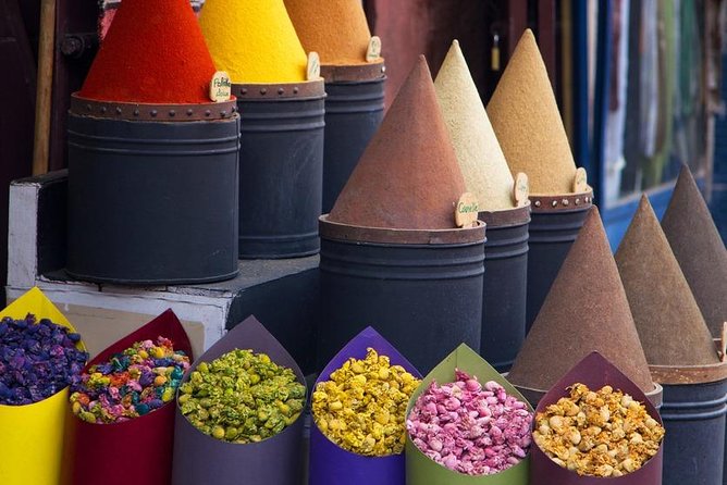 Discover Fez's and its hidden secrets - Museo Nejjarine: fountains, gardens, and craft-world architecture