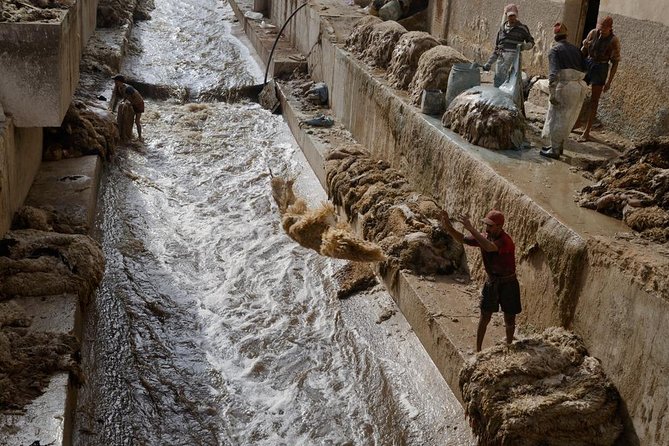Discover Fez's and its hidden secrets - Fes el-Bali: navigating UNESCO lanes with a guide