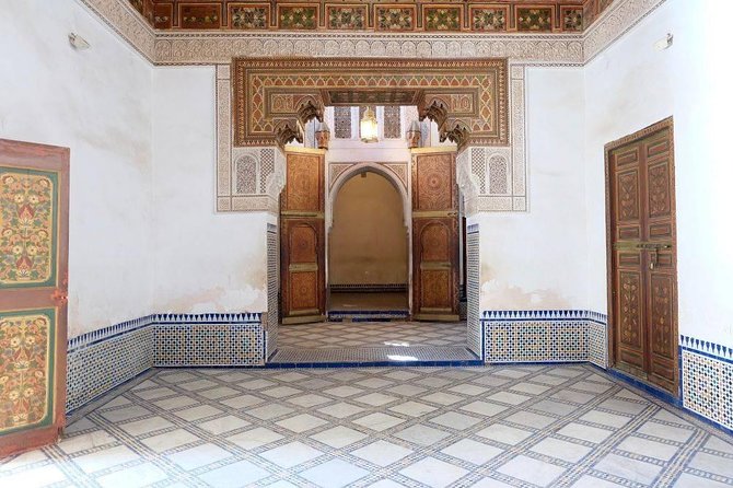 Discover Marrakech: Vibrant Explorer Tour - The oldest gate moment: a quick city anchor