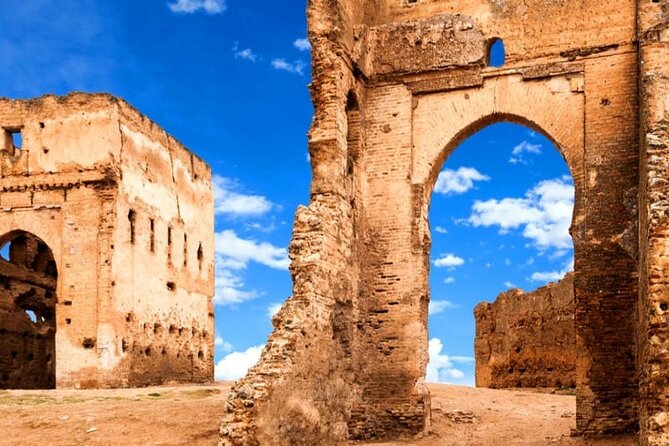 Discover the city of Fes on foot with the best guides - Why a private walking tour is the smart way to do Fez’s medina