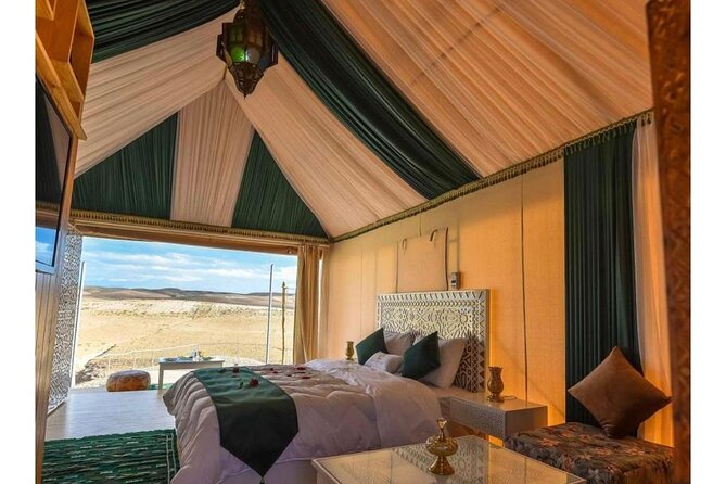 Discover the luxury camp in the Agafay Desert for a 2day, 1night. - Who should book this Agafay luxury camp night?
