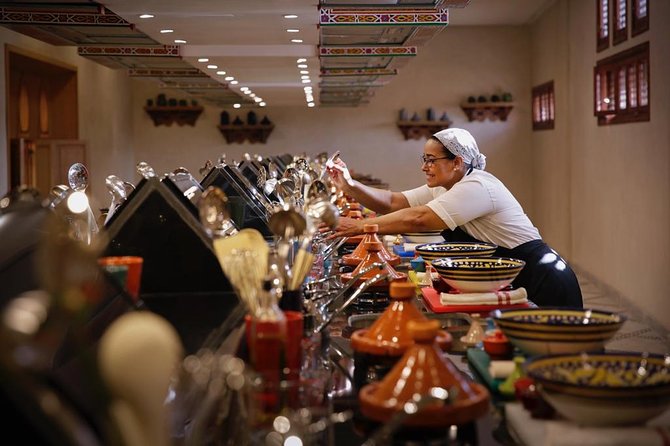 Discovery of Moroccan Culinary Heritage, History and Secrets - Spice origins: the herbalist visit that makes tajines make sense