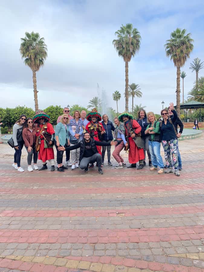 Dutch Bike Tour in Marrakech with Local Guide - Jemaa el Fnaa Photo Stop: Iconic, But Guided