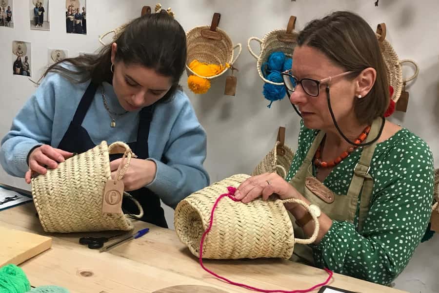 Embroider Your Name in Arabic Calligraphy – Marrakech Medina - Who Should Book This Embroider Your Name Workshop