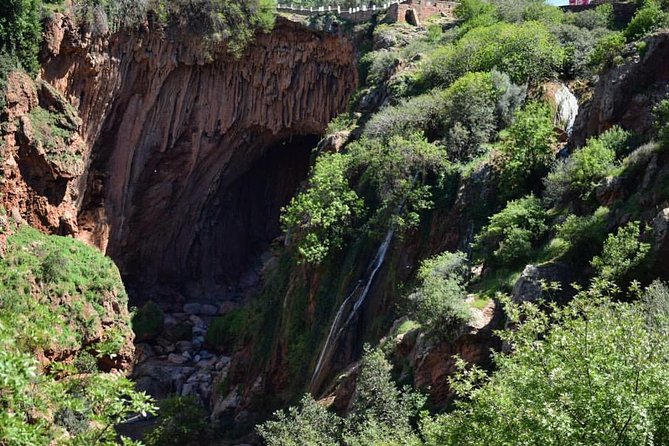 Emin Evry's Cave and Ouzoud waterfalls - Ouzoud waterfalls: alleys, crafts, viewpoints, and a guided forest walk