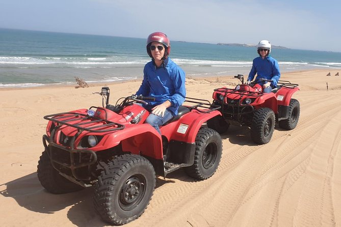 Essaouira: 2H/ Quad + 2H/ Dromedary free transfer - The tea break and the short trek: where local life fits the adventure