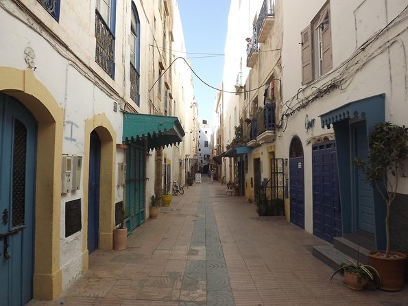 Essaouira day trip from Agadir & Taghazout - Lunch on your own: how to make this part stress-free