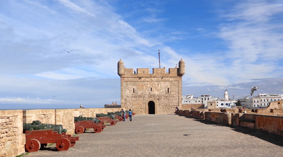 Essaouira: Half-Day Old Town Guided Tour - Pacing, photo time, and how small-group dynamics help