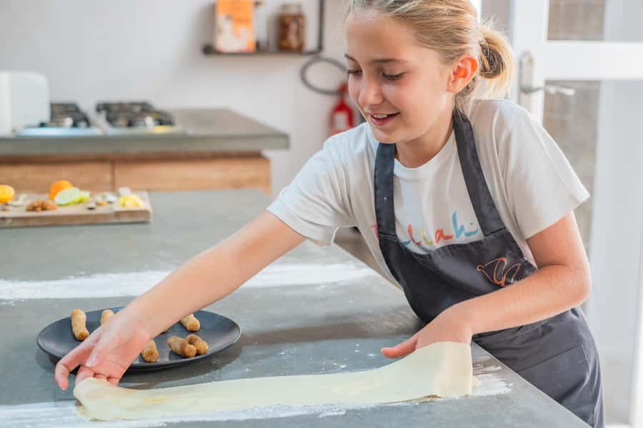 Essaouira: Moroccan pastry workshop - Small group learning in Arabic, French, and English