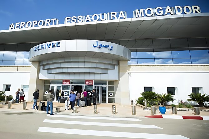 Essaouira: Private Transfer from or to Essaouira Airport - Vehicles and Luggage Help: What “Comfortable” Means in Real Life