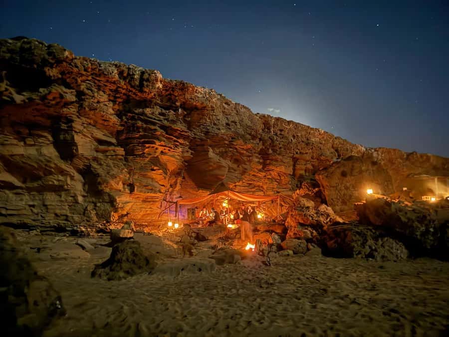 Essaouira Sandboarding & Sunset Picnic in a Berber tent - The sunset picnic: mint tea, Moroccan cakes, and seaside calm
