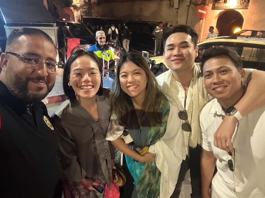 Exclusive Fez Medina Walking Tour with a local Guide - Key things that make this Fez Medina tour worth it