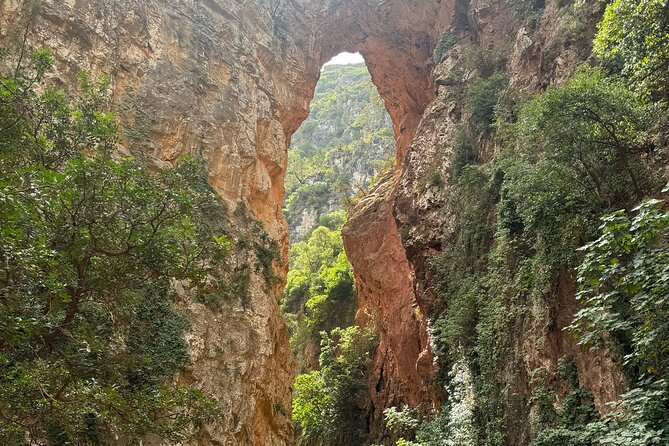 explore AKCHOUR like a local - The guide’s role: why the trip feels more than just transport to waterfalls