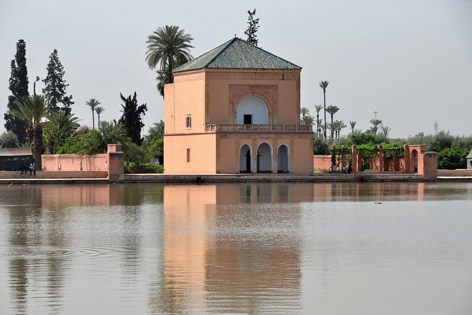 Exploring Marrakesh in half-day sightseeing tour - Door-to-door Marrakech driving: the comfort factor that matters