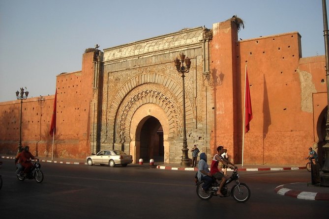 Exploring Marrakesh in half-day sightseeing tour - Menara Gardens and Pavilion: where the heat breaks