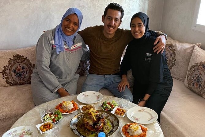 Family Dinner in Fes with Tea and Fun Stories - Dinner in Fes: What This Experience Really Feels Like