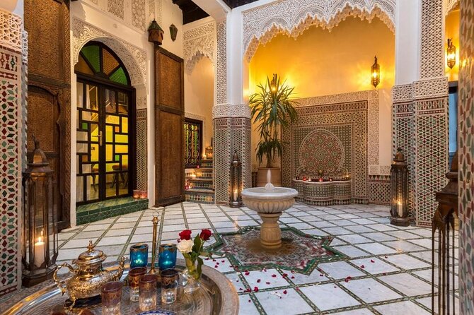 Fes Guided Day trip with lunch from Casablanca - Kairaouine Mosque: seeing a major religious site with the right mindset